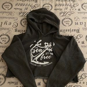 Let the sea set you free- cropped kids hoodie